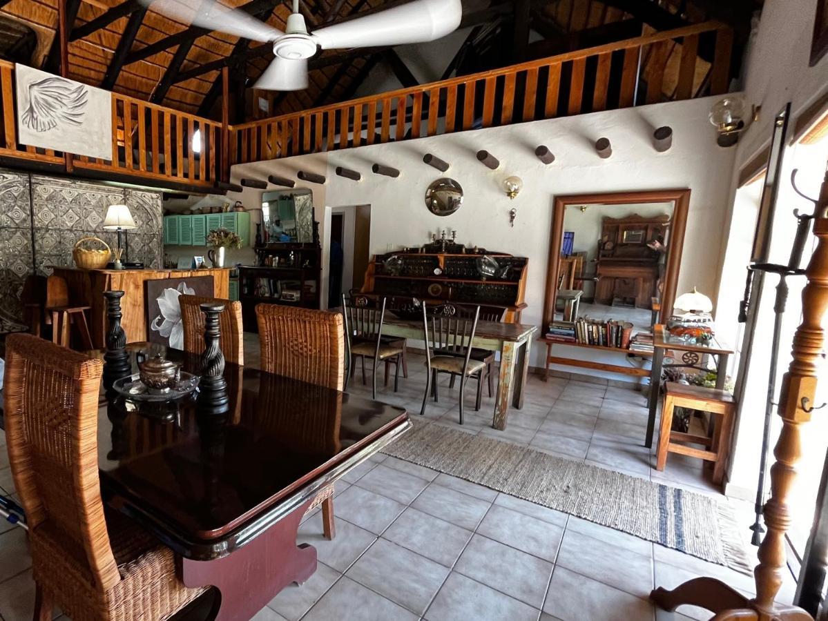 Farm Vibes Guesthouse Brits Esterno foto