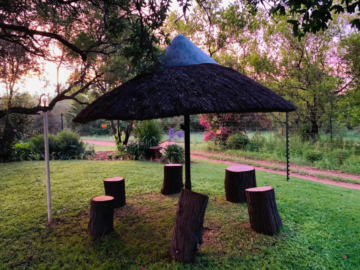 Farm Vibes Guesthouse Brits Esterno foto
