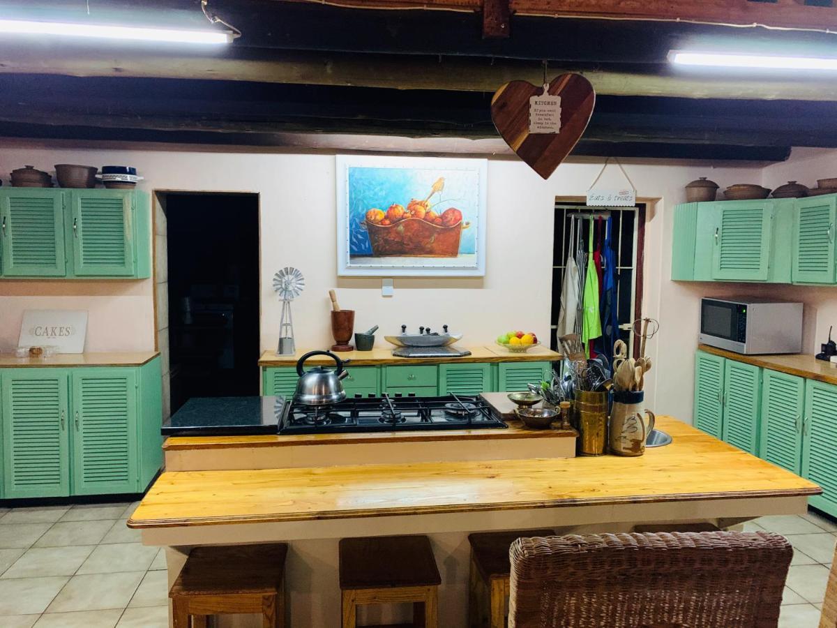 Farm Vibes Guesthouse Brits Esterno foto