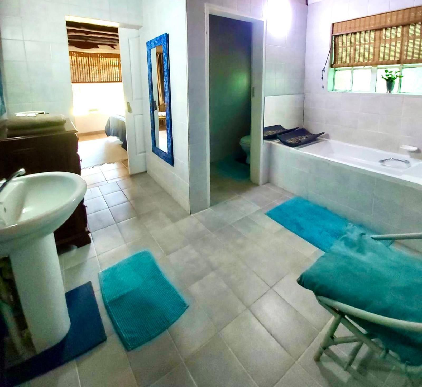 Farm Vibes Guesthouse Brits Esterno foto